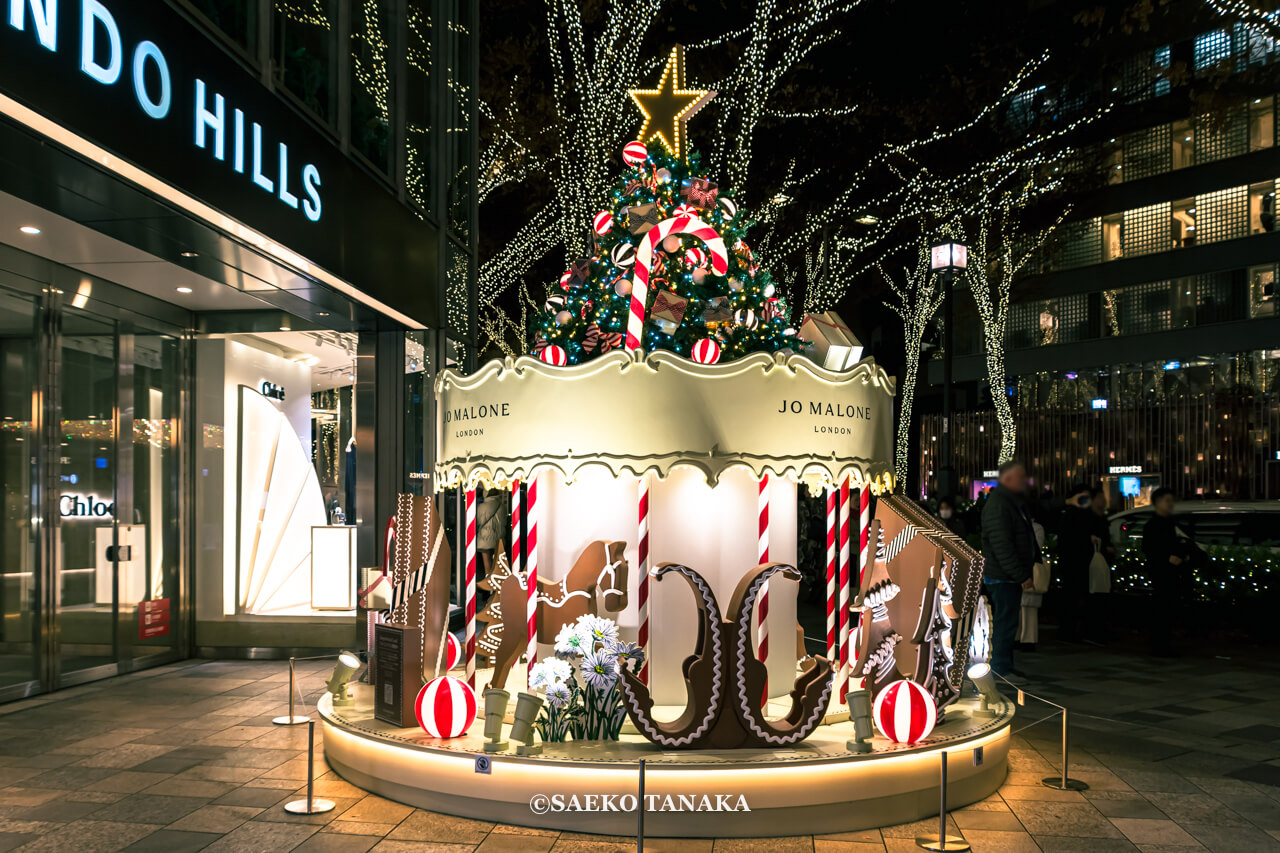 東京の人気おすすめイルミネーション・クリスマスツリー・クリスマスデコレーションスポット｜表参道ヒルズ / OMOTESANDO HILLS CHRISTMAS ILLUMINATION（東京・表参道）