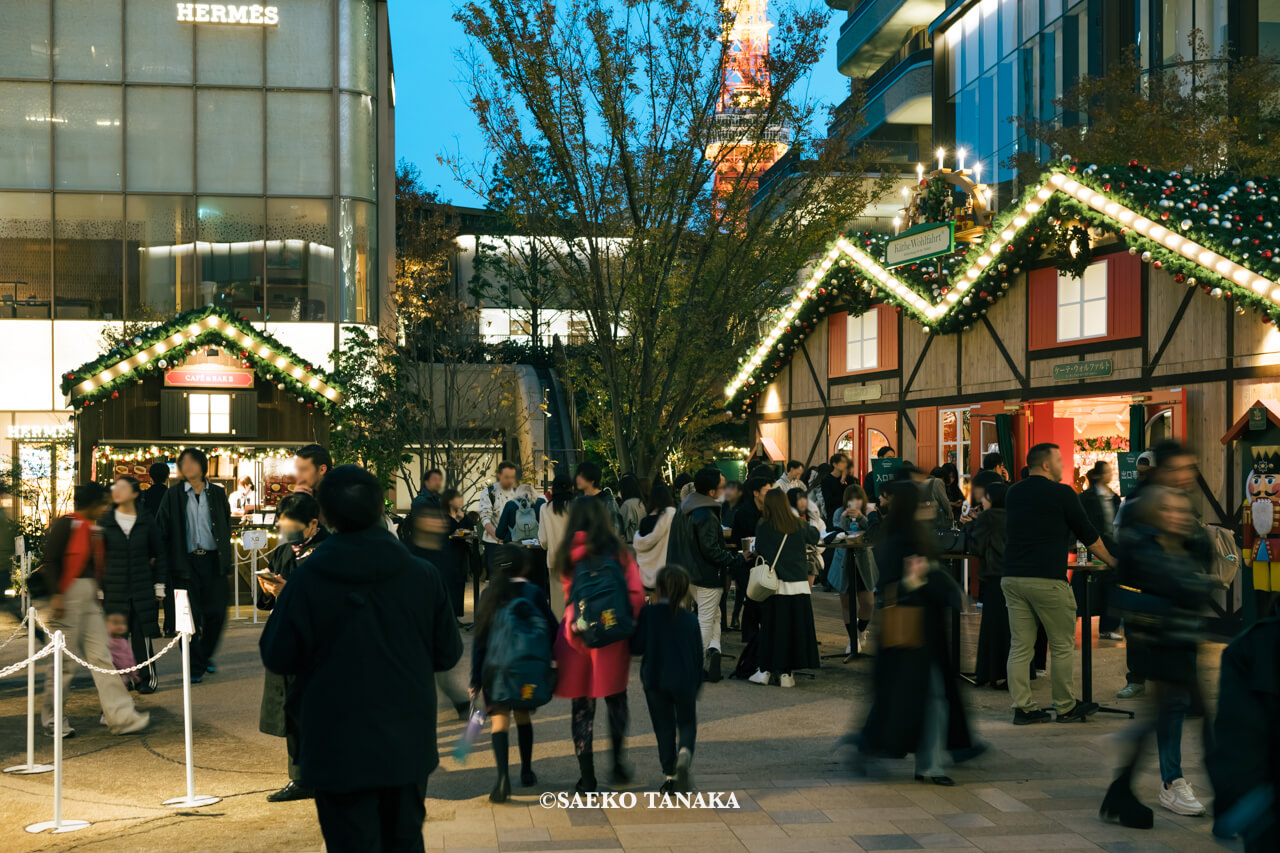 東京の人気おすすめクリスマススポット｜麻布台ヒルズのクリスマスマーケット（東京・麻布台）