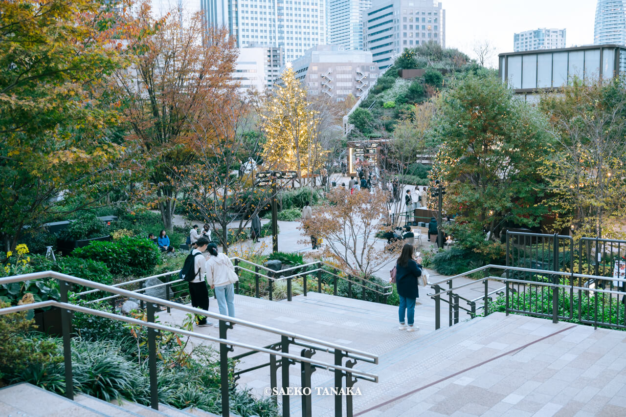 東京の人気おすすめクリスマススポット｜麻布台ヒルズのクリスマスマーケット（東京・麻布台）