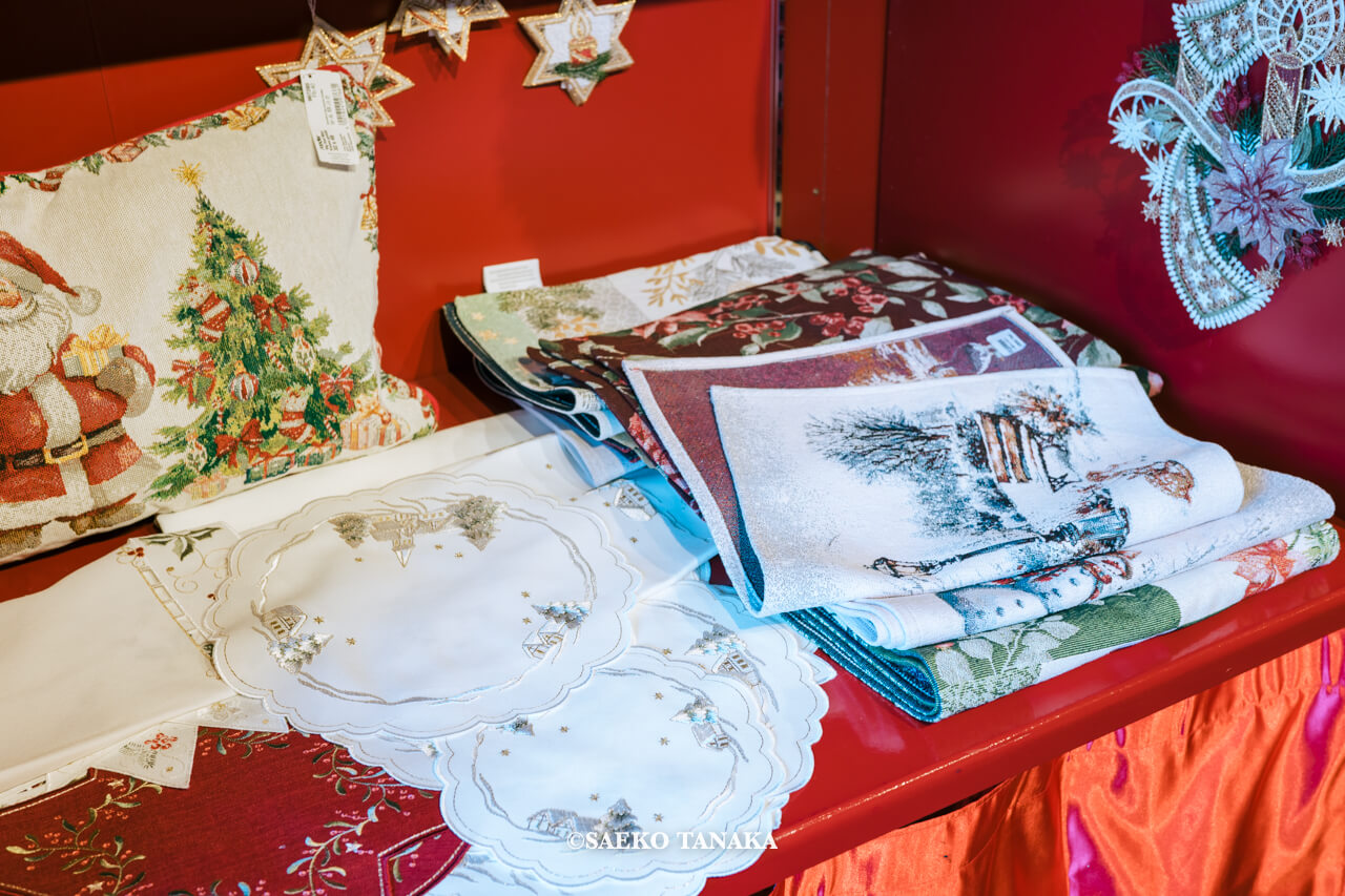 東京の人気おすすめクリスマス・イルミネーションスポット｜六本木ヒルズのクリスマスマーケット（東京・六本木）