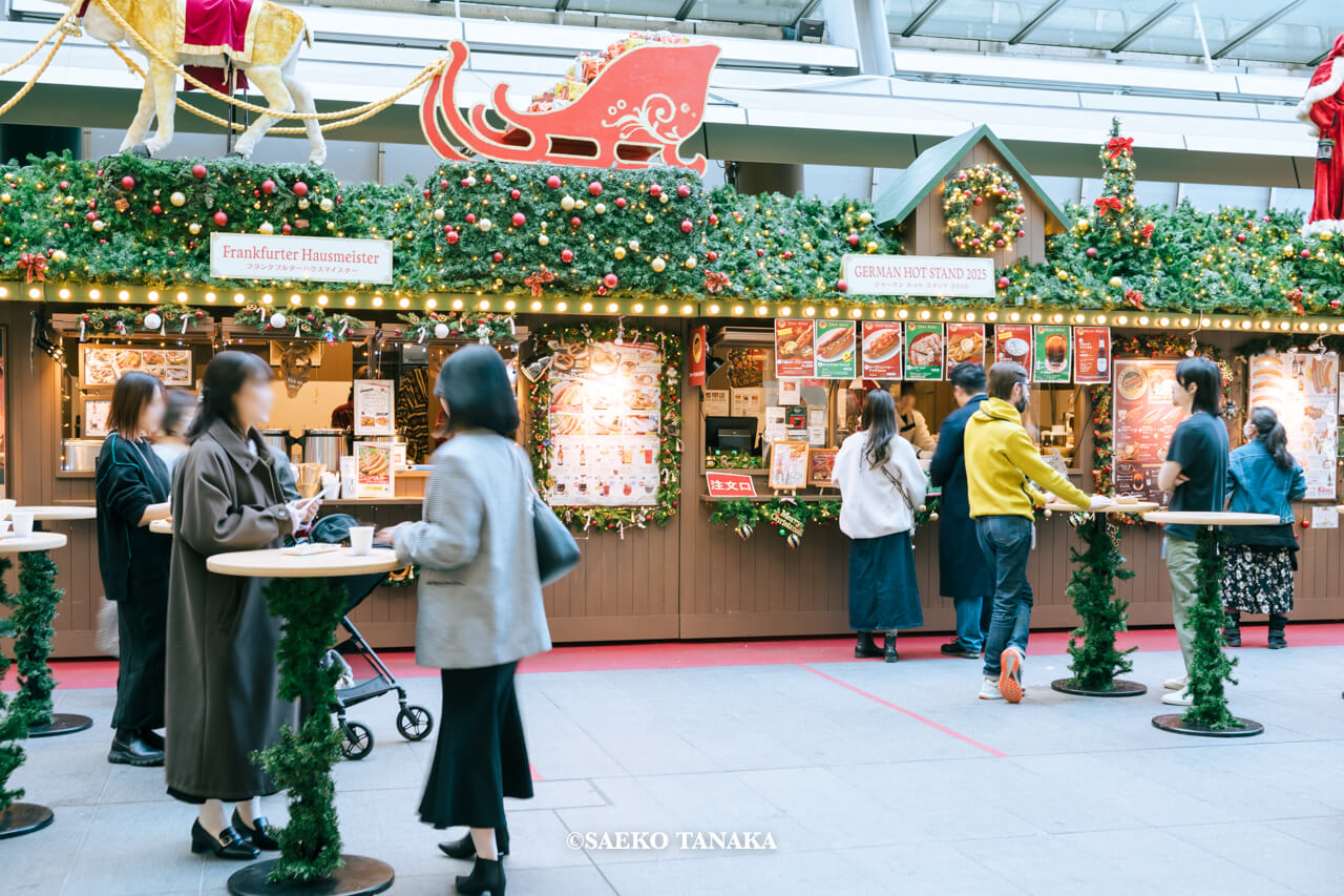 東京の人気おすすめクリスマス・イルミネーションスポット｜六本木ヒルズのクリスマスマーケット（東京・六本木）