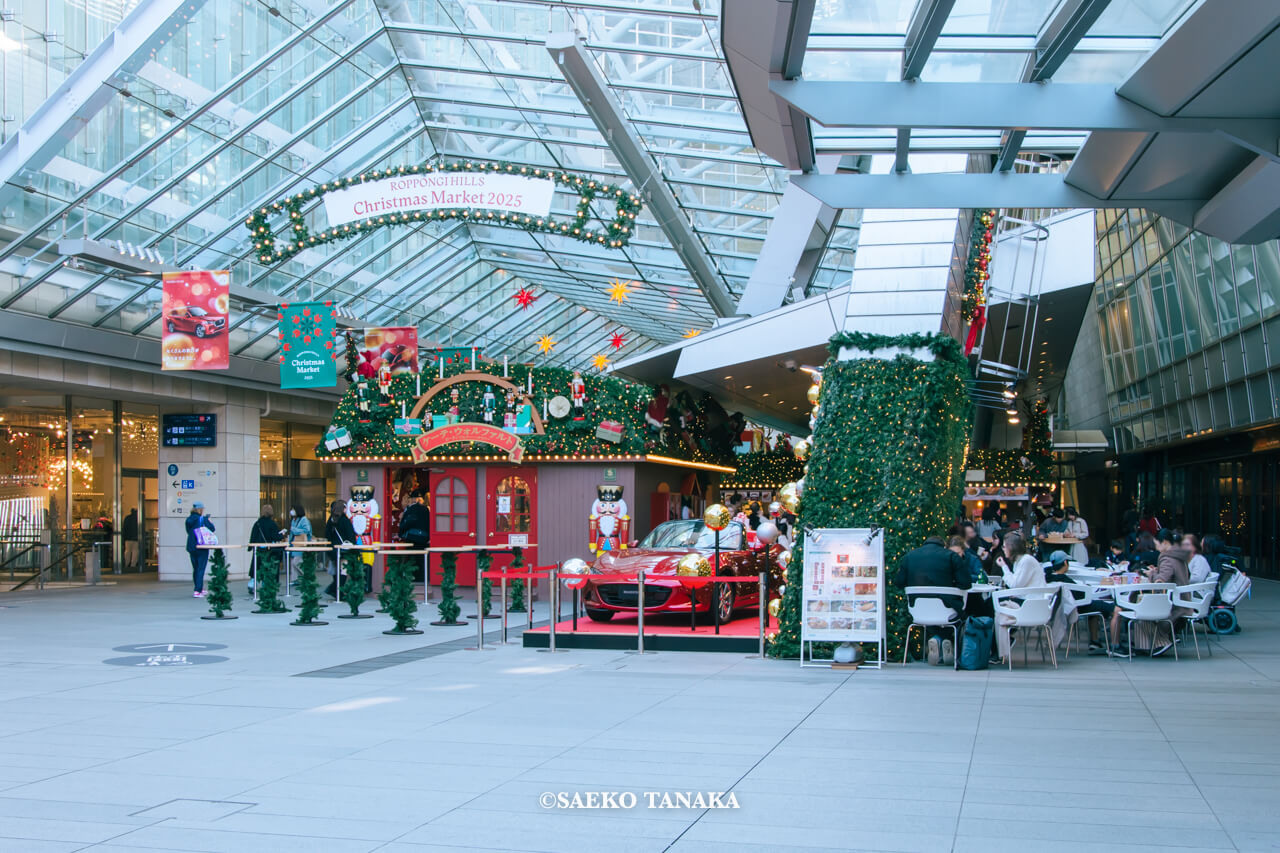 東京の人気おすすめクリスマス・イルミネーションスポット｜六本木ヒルズのクリスマスマーケット（東京・六本木）